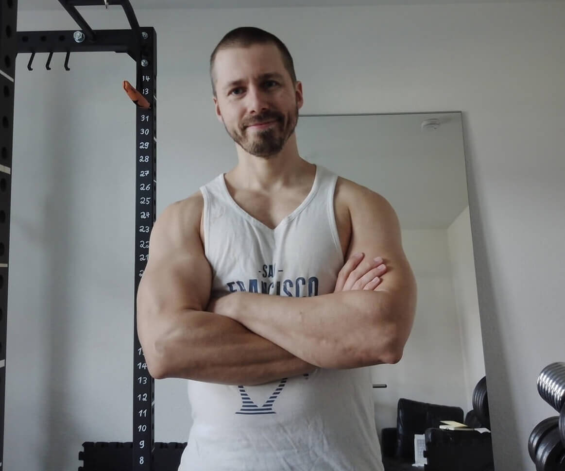 Ein Bild von mir: Chris, deinem VaterFit Coach.
