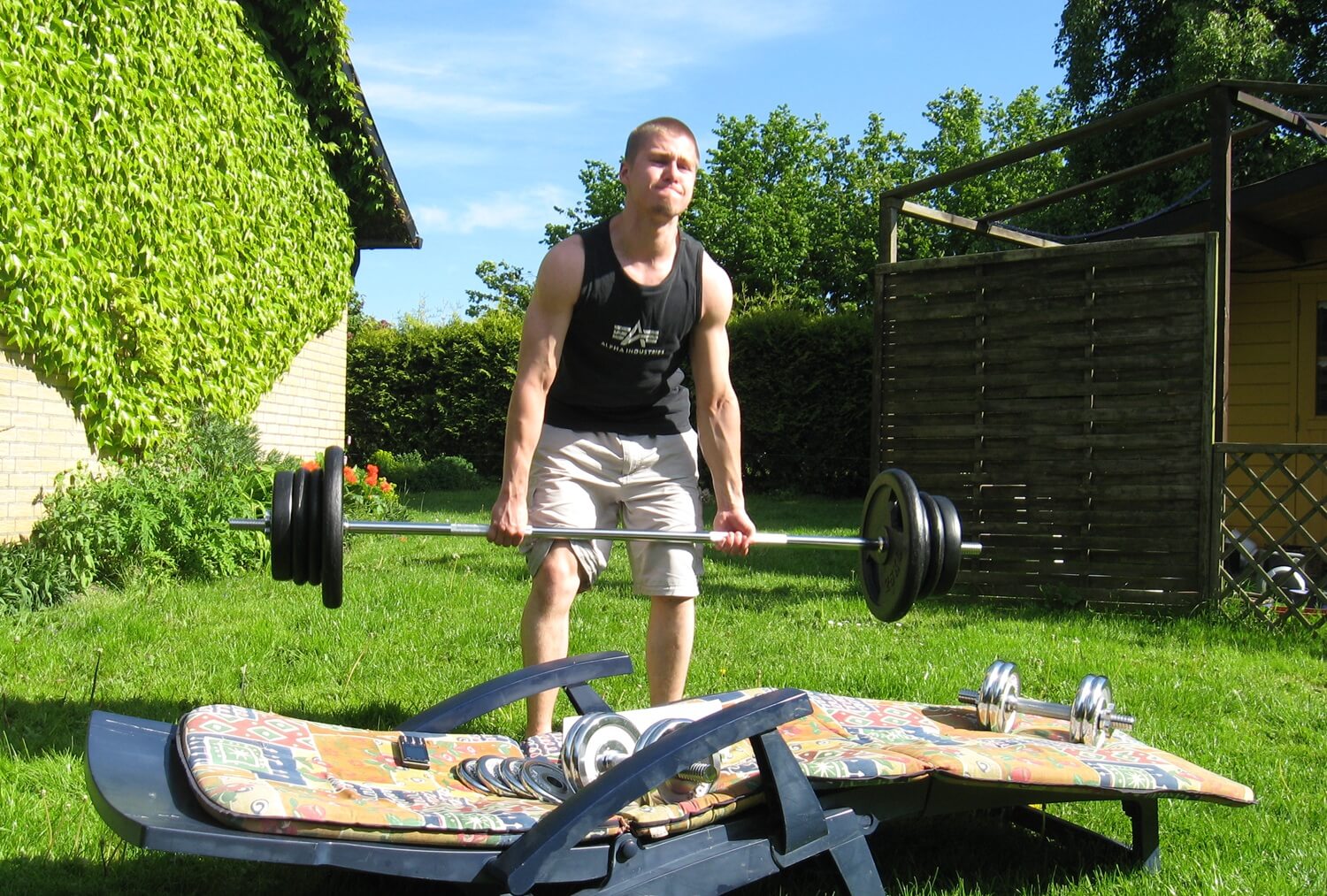 Kreuzheben im Garten meiner Eltern (Juni 2010)